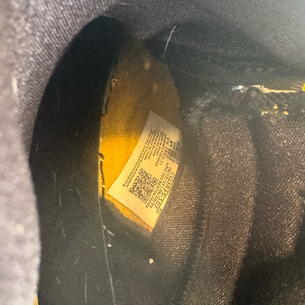 Nike Jordan 1 Fly Ease Yellow and Black Sneakers - Picture 9 of 11